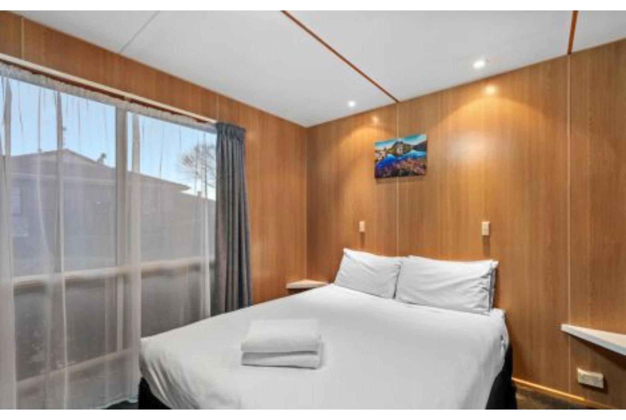 Discovery Parks - Hadspen Room photo