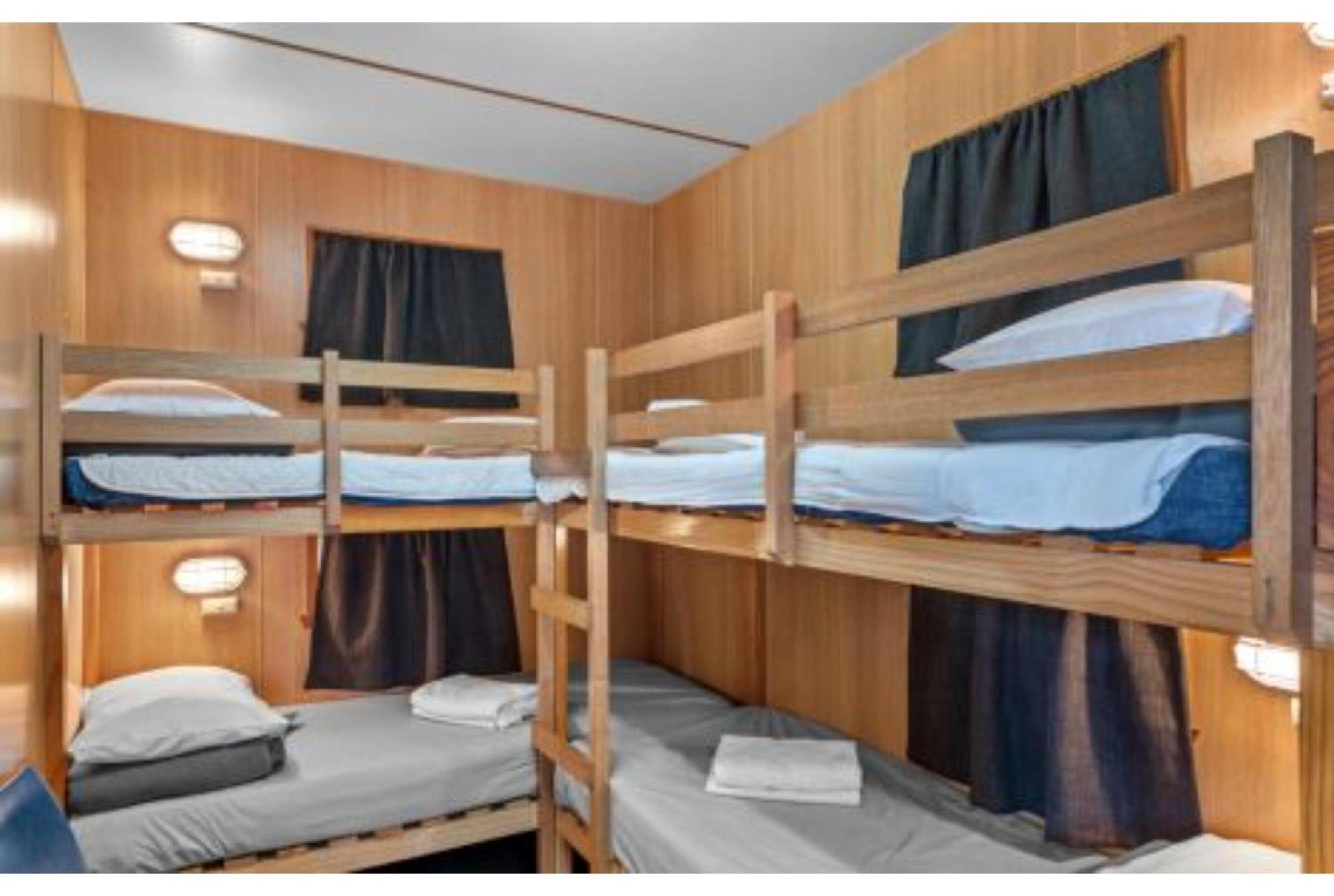 Discovery Parks - Hadspen Room photo