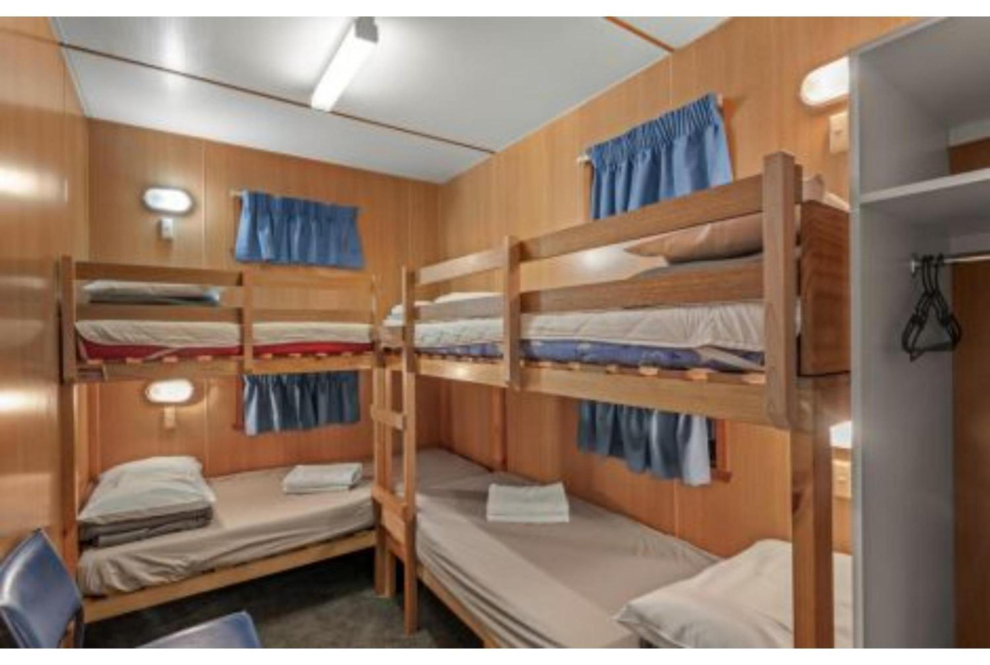 Discovery Parks - Hadspen Room photo